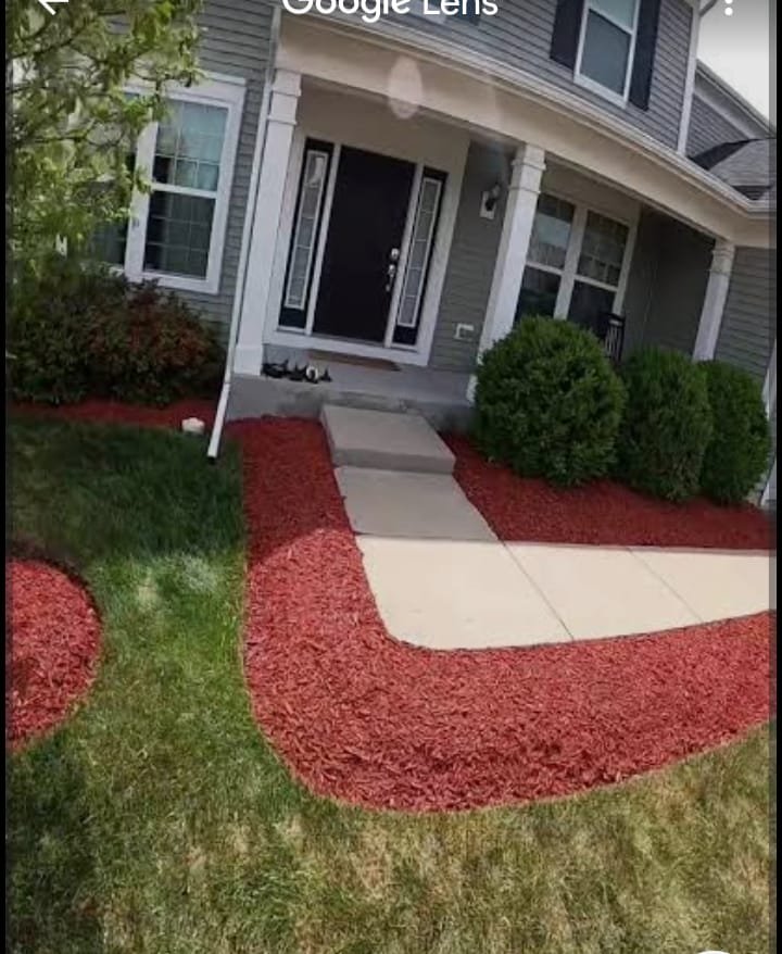 Fresh mulch and pine straw landscape beds